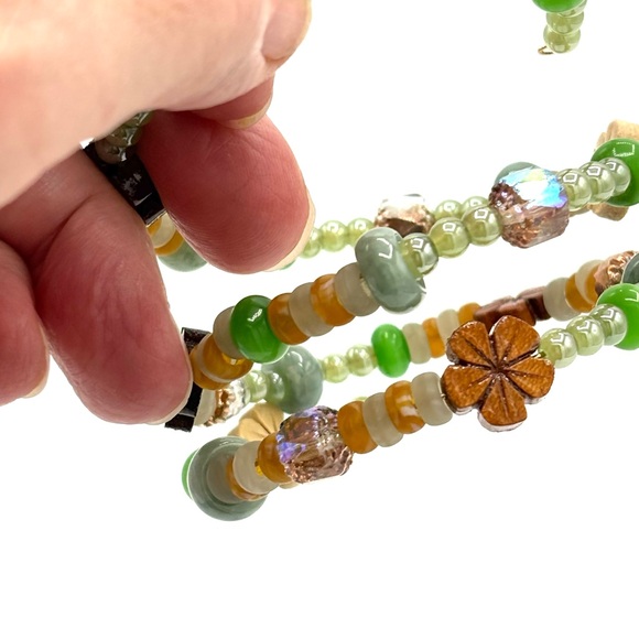 Hand Crafted Beaded Coil Wrap Bracelet Green - Picture 3 of 4